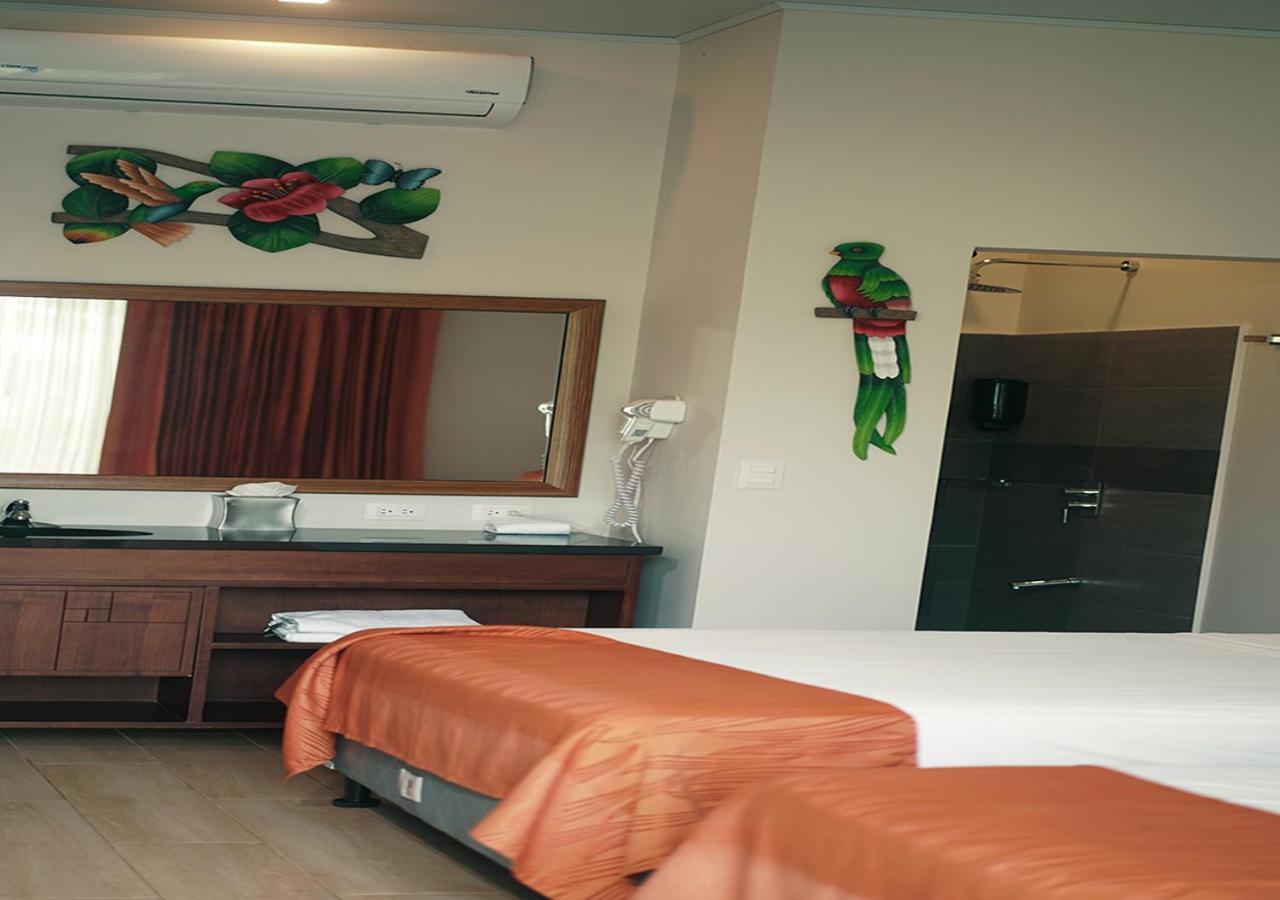 Hotel Eco Arenal 3*